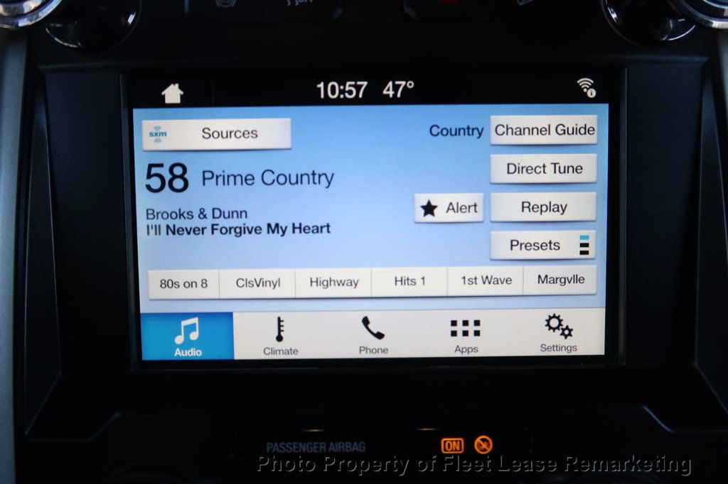 2019 Ford Super Duty F-250 SRW F250SD 4WD Crew Cab Enclosed KUV - 22960340 - 30