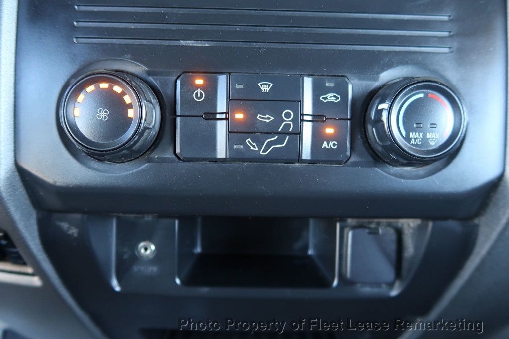 2019 Ford Super Duty F-250 SRW F250SD 4WD Crew Cab Utility  - 22942613 - 31