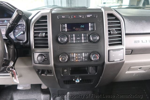 2019 Ford Super Duty F-250 SRW F250SD 4WD Crew Cab Utility  - 22981273 - 27