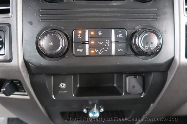 2019 Ford Super Duty F-250 SRW F250SD 4WD Crew Cab Utility  - 22981273 - 29