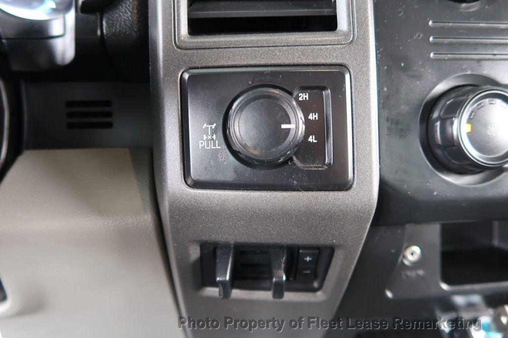 2019 Ford Super Duty F-250 SRW F250SD 4WD Crew Cab Utility  - 22981273 - 31