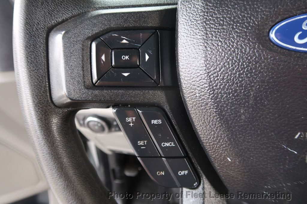 2019 Ford Super Duty F-250 SRW F250SD 4WD Crew Cab Utility  - 22981273 - 32