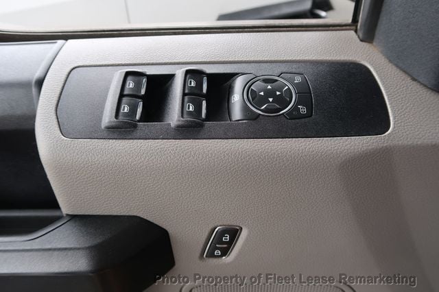 2019 Ford Super Duty F-250 SRW F250SD 4WD Crew Cab Utility  - 22981273 - 34