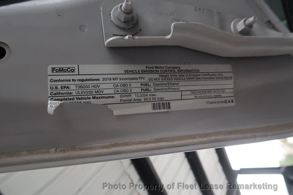 2019 Ford Super Duty F-250 SRW F250SD 4WD Crew Cab Utility - 22992877 - 38