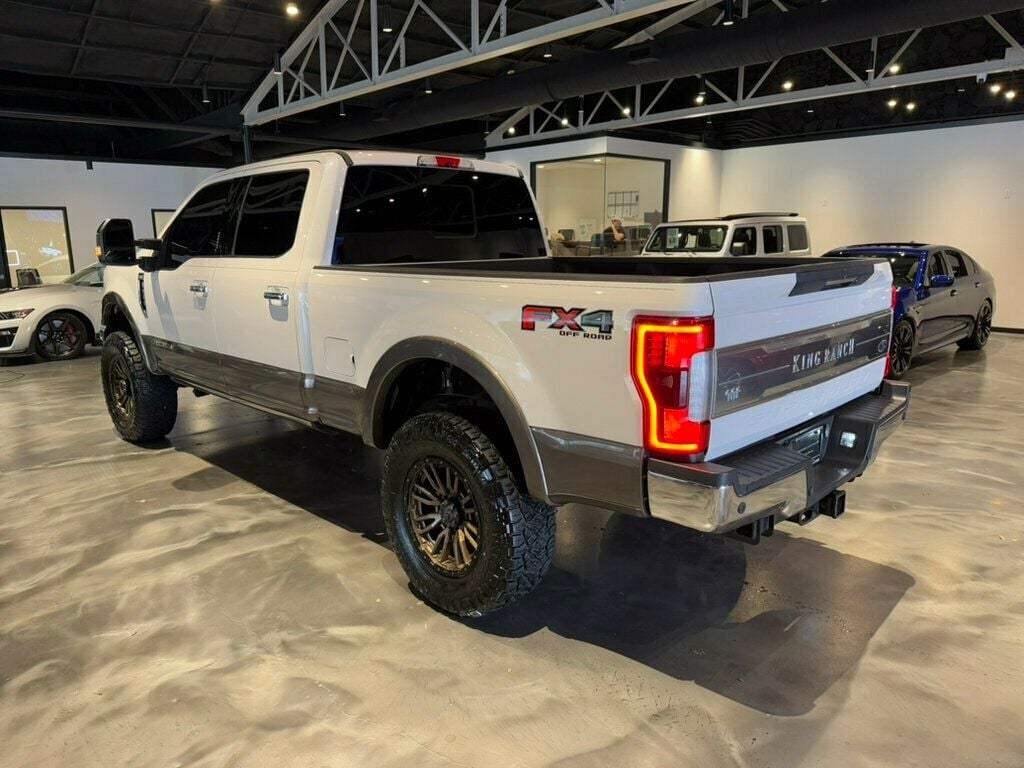 2019 Ford Super Duty F-250 SRW KingRanch/4WD/UltimatePkg/TowTechPkg/ChromePkg/PanoRoof/FX4Pkg - 22678983 - 3