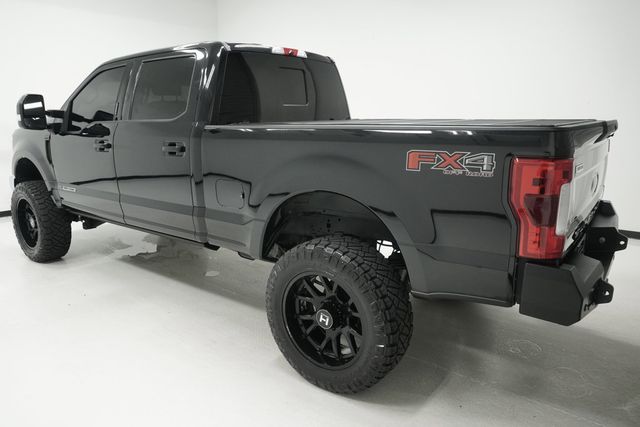 2019 Ford Super Duty F-250 SRW LARIAT 4WD Crew Cab 6.75' Box - 23040339 - 3