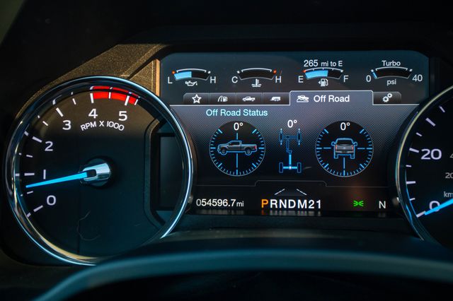 2019 Ford Super Duty F-250 SRW LARIAT 4WD Crew Cab 6.75' Box - 22970644 - 5