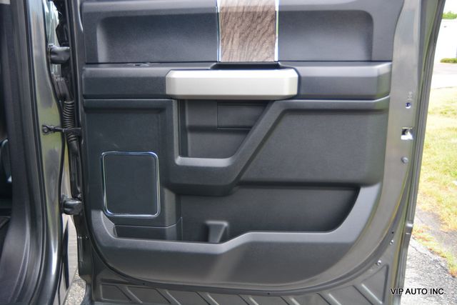 2019 Ford Super Duty F-250 SRW LARIAT 4WD Crew Cab 6.75' Box - 22898643 - 9