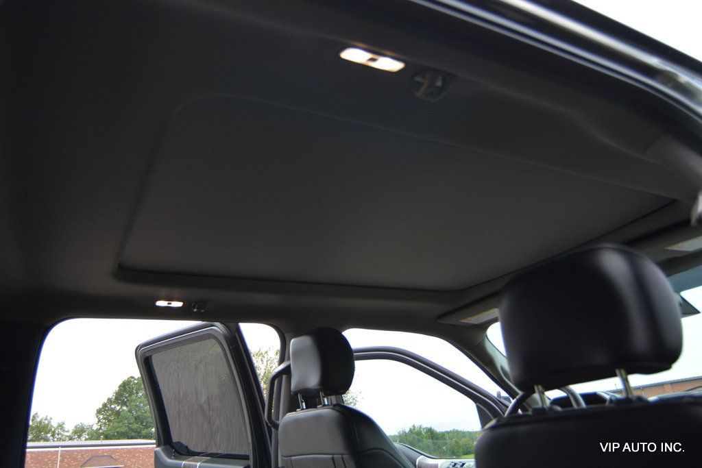 2019 Ford Super Duty F-250 SRW LARIAT 4WD Crew Cab 6.75' Box - 22898643 - 19