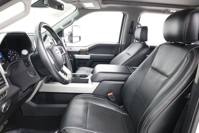 2019 Ford Super Duty F-250 SRW LARIAT 4WD Crew Cab 6.75' Box - 22995775 - 17