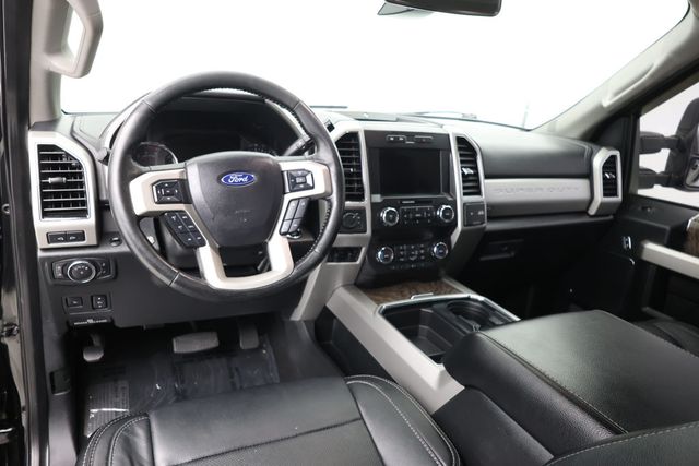 2019 Ford Super Duty F-250 SRW LARIAT 4WD Crew Cab 6.75' Box - 23057822 - 10