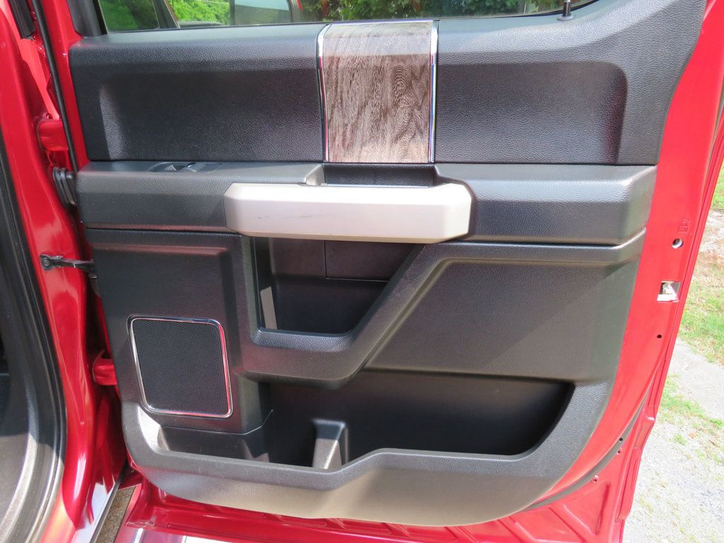 2019 Ford F-250 Lariat photo 10