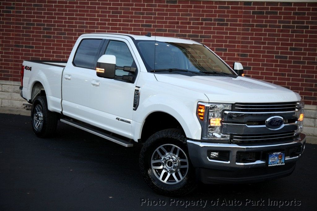 2019 Ford Super Duty F-250 SRW LARIAT 4WD Crew Cab 8' Box - 21064620 - 9