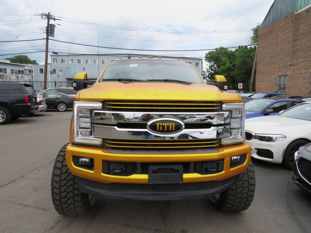 Ford F-250 photo 2