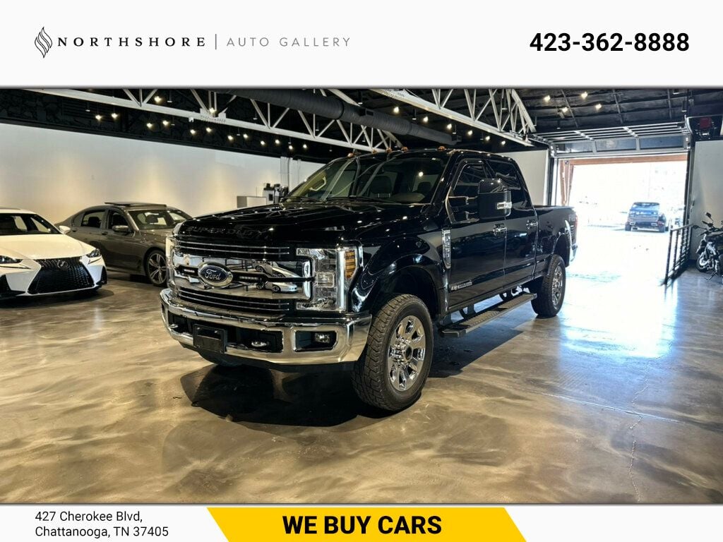 2019 Ford Super Duty F-250 SRW LocalTrade/Lariat/4WD/Htd&CldSeats/RemoteStart/ChromePkg/NAV - 22749108 - 0