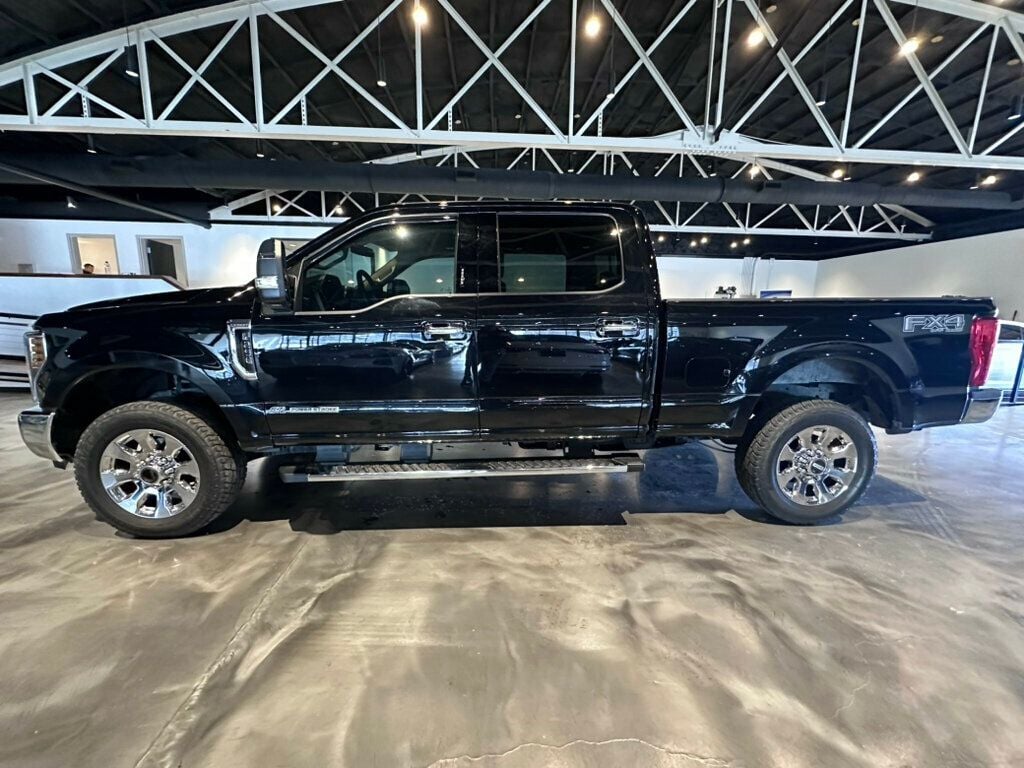 2019 Ford Super Duty F-250 SRW LocalTrade/Lariat/4WD/Htd&CldSeats/RemoteStart/ChromePkg/NAV - 22749108 - 1