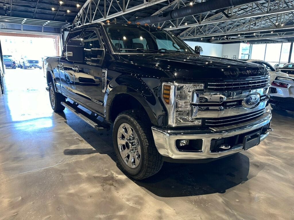 2019 Ford Super Duty F-250 SRW LocalTrade/Lariat/4WD/Htd&CldSeats/RemoteStart/ChromePkg/NAV - 22749108 - 5