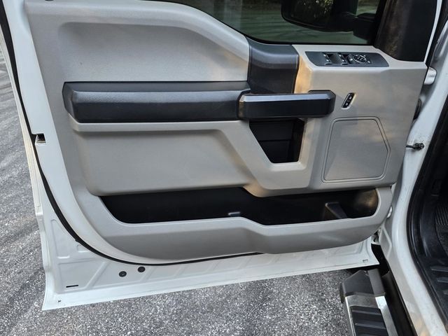 2019 Ford Super Duty F-250 SRW XL - 22929234 - 27