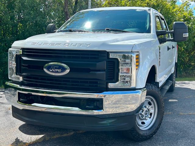 2019 Ford Super Duty F-250 SRW XL 4WD Crew Cab 6.75' Box - 22911561 - 0