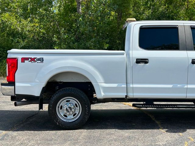 2019 Ford Super Duty F-250 SRW XL 4WD Crew Cab 6.75' Box - 22911561 - 16