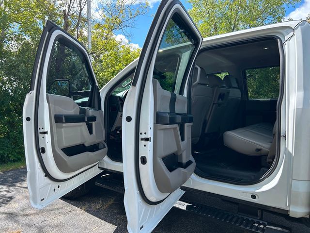 2019 Ford Super Duty F-250 SRW XL 4WD Crew Cab 6.75' Box - 22911561 - 17