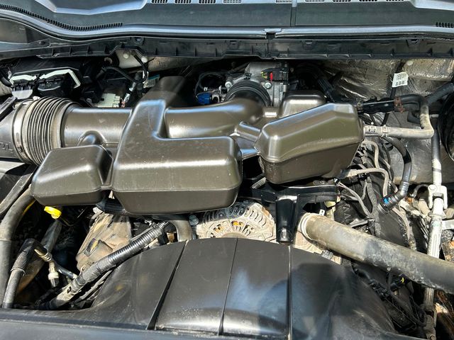 2019 Ford Super Duty F-250 SRW XL 4WD Crew Cab 6.75' Box - 22911561 - 28