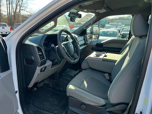 2019 Ford Super Duty F-250 SRW XL 4WD Crew Cab 8' Box - 22967477 - 10