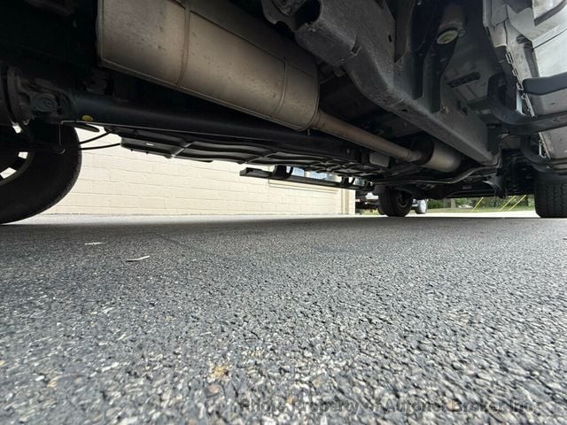 2019 Ford Super Duty F-250 SRW XLT 4WD Crew Cab 8' Box - 23057864 - 12