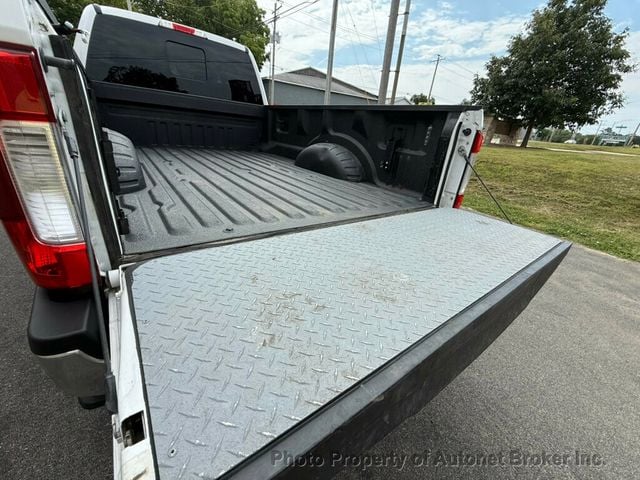 2019 Ford Super Duty F-250 SRW XLT 4WD Crew Cab 8' Box - 23057864 - 13