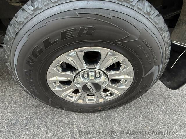 2019 Ford Super Duty F-250 SRW XLT 4WD Crew Cab 8' Box - 23057864 - 14
