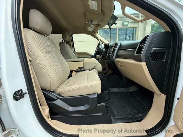 2019 Ford Super Duty F-250 SRW XLT 4WD Crew Cab 8' Box - 23057864 - 29