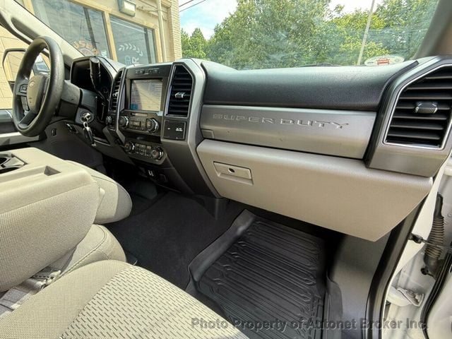 2019 Ford Super Duty F-250 SRW XLT 4WD Crew Cab 8' Box - 23057866 - 32