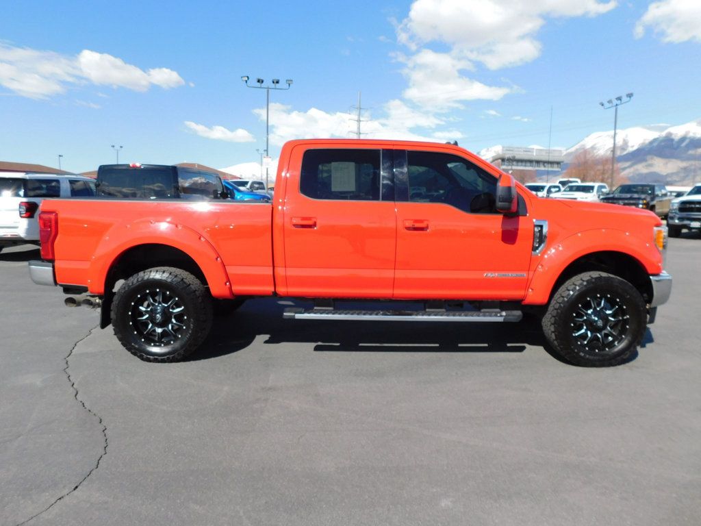 2019 Ford SUPER DUTY F-350 LARIAT - 22365901 - 12