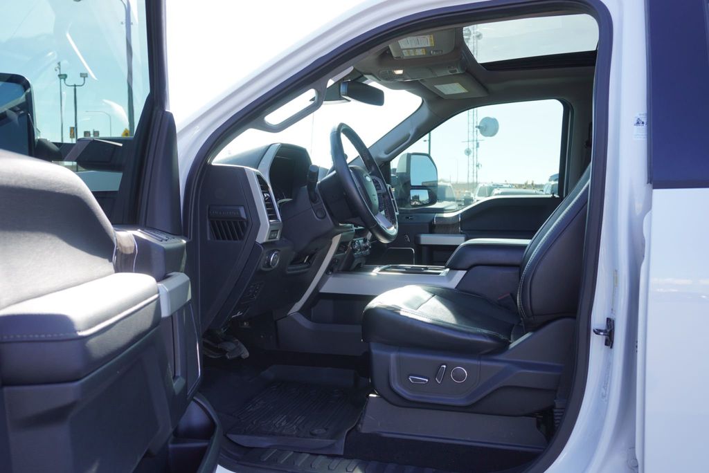 2019 Ford SUPER DUTY F-350 LARIAT - 22981017 - 18