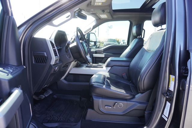 2019 Ford SUPER DUTY F-350 LARIAT - 23078287 - 22