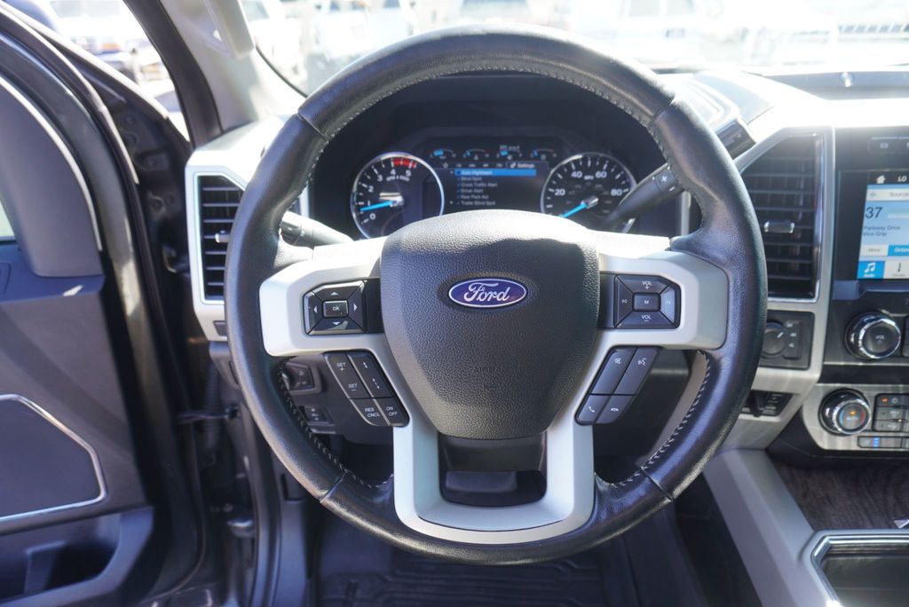 2019 Ford SUPER DUTY F-350 LARIAT - 23078287 - 32