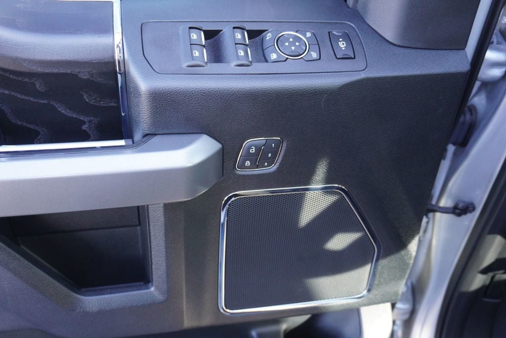 2019 Ford SUPER DUTY F-350 PLATINUM - 22977033 - 29