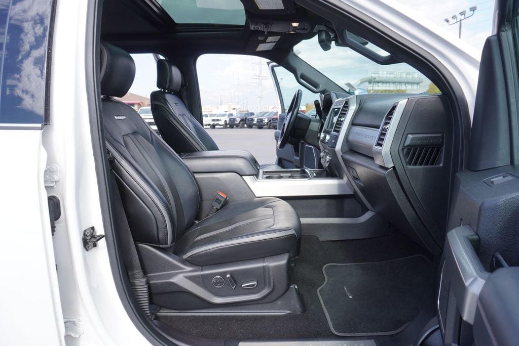 2019 Ford SUPER DUTY F-350 PLATINUM FX4 - 22936172 - 26