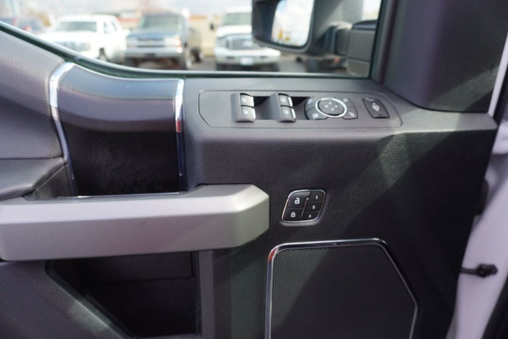2019 Ford SUPER DUTY F-350 PLATINUM FX4 - 22936172 - 30