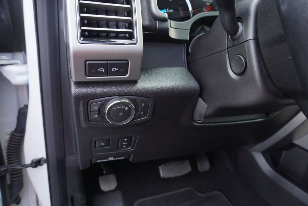2019 Ford SUPER DUTY F-350 PLATINUM FX4 - 22936172 - 31