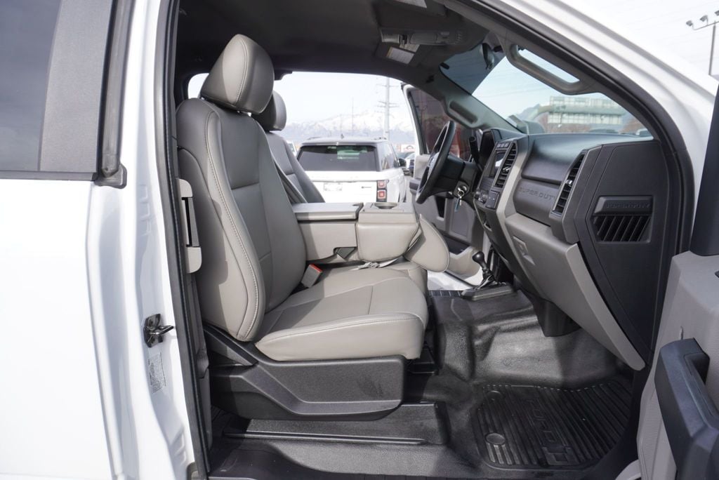 2019 Ford SUPER DUTY F-350 XL - 22975556 - 22