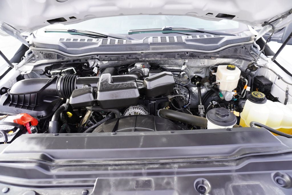 2019 Ford SUPER DUTY F-350 XL - 22975556 - 34