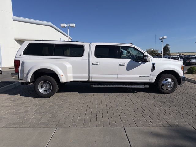2019 Ford Super Duty F-350 DRW LARIAT 2WD Crew Cab 8' Box - 22998156 - 1