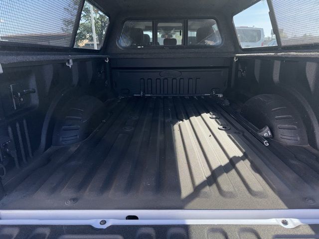 2019 Ford Super Duty F-350 DRW LARIAT 2WD Crew Cab 8' Box - 22998156 - 5