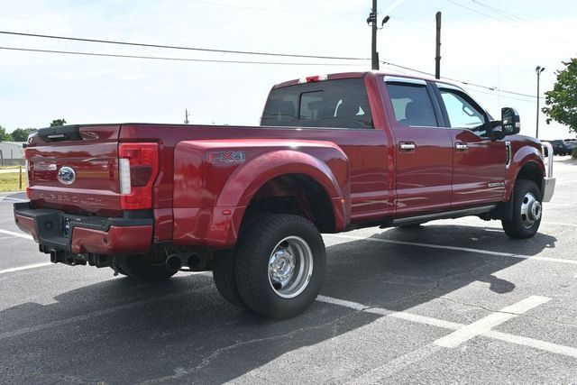 2019 Ford Super Duty F-350 DRW Platinum 4WD Crew Cab 8' Box - 23021048 - 11