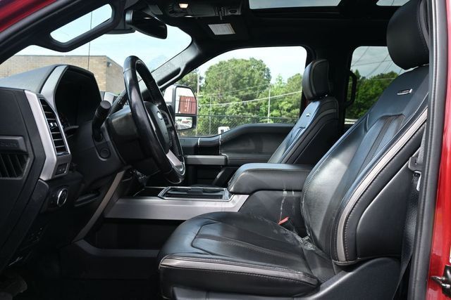 2019 Ford Super Duty F-350 DRW Platinum 4WD Crew Cab 8' Box - 23021048 - 17