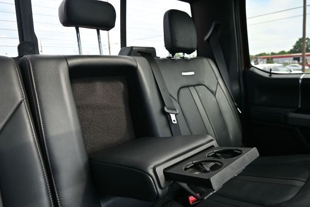 2019 Ford Super Duty F-350 DRW Platinum 4WD Crew Cab 8' Box - 23021048 - 26