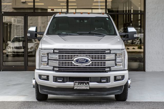 2019 Ford Super Duty F-350 DRW PLATINUM - 4X4 - SUPER DUTY CREW CAB - DIESEL - GORGEOUS - 22329934 - 4