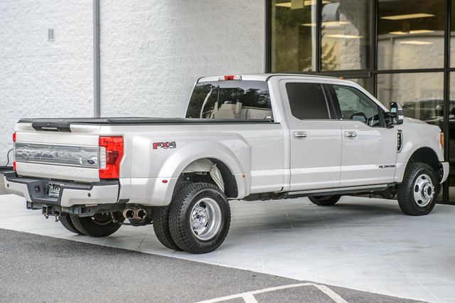 2019 Ford Super Duty F-350 DRW PLATINUM - 4X4 - SUPER DUTY CREW CAB - DIESEL - GORGEOUS - 22329934 - 8