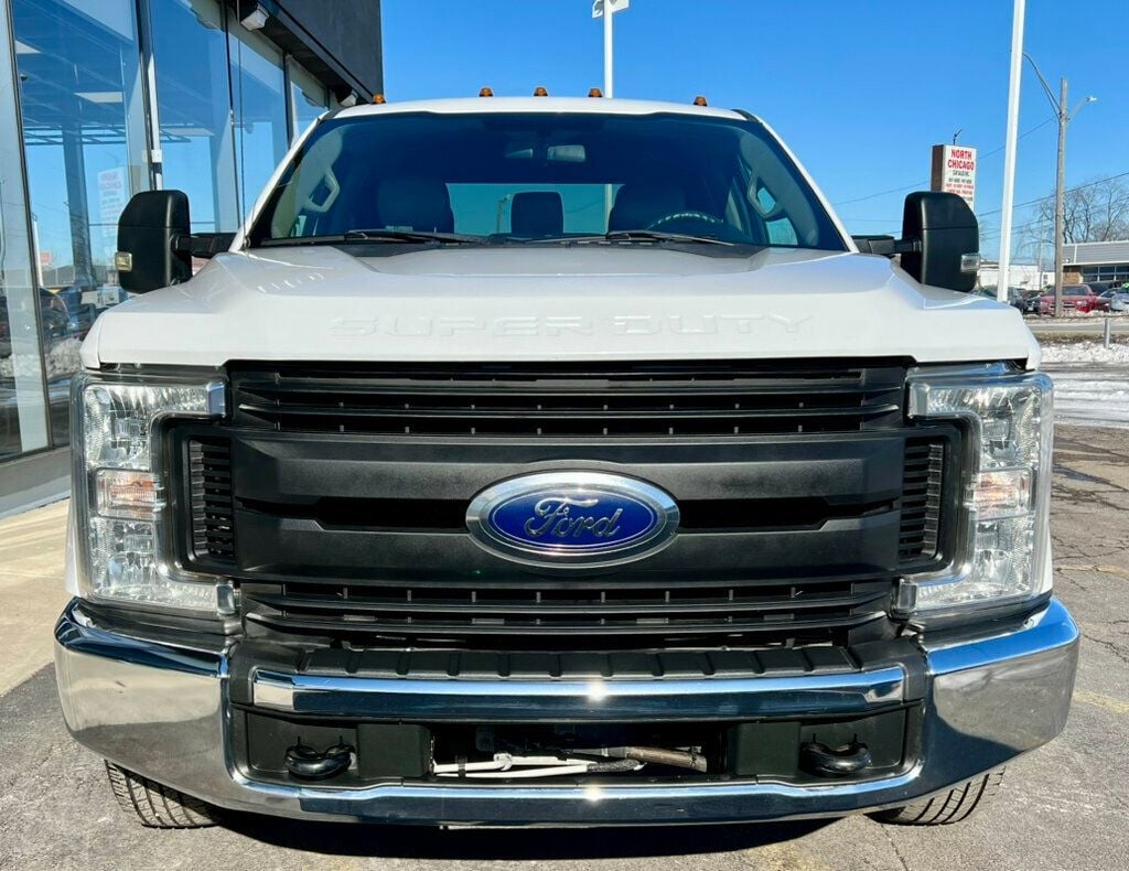 2019 Ford Super Duty F-350 DRW XL 4WD Crew Cab 8' Box - 22769124 - 12